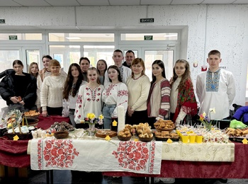 КАФЕДРА АГРОХІМІЇ І ҐРУНТОЗНАВСТВА ДОЛУЧИЛАСЯ ДО ВЕЛИКОДНЬОГО БЛАГОДІЙНОГО ЯРМАРКУ