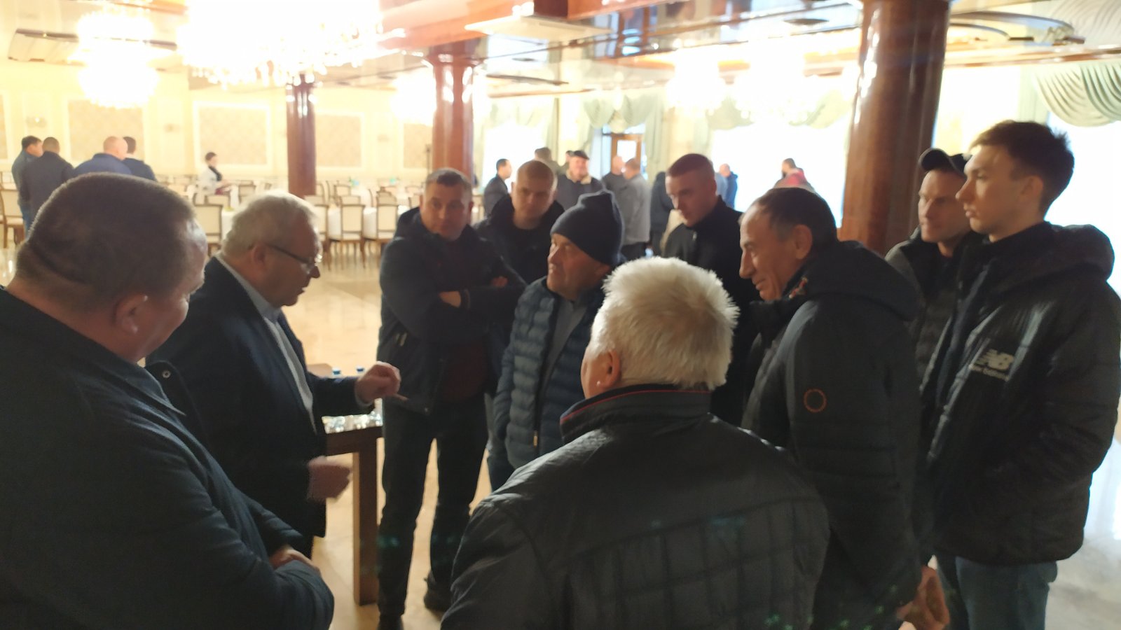 РАДЯТЬ НАУКА І ДОСВІД